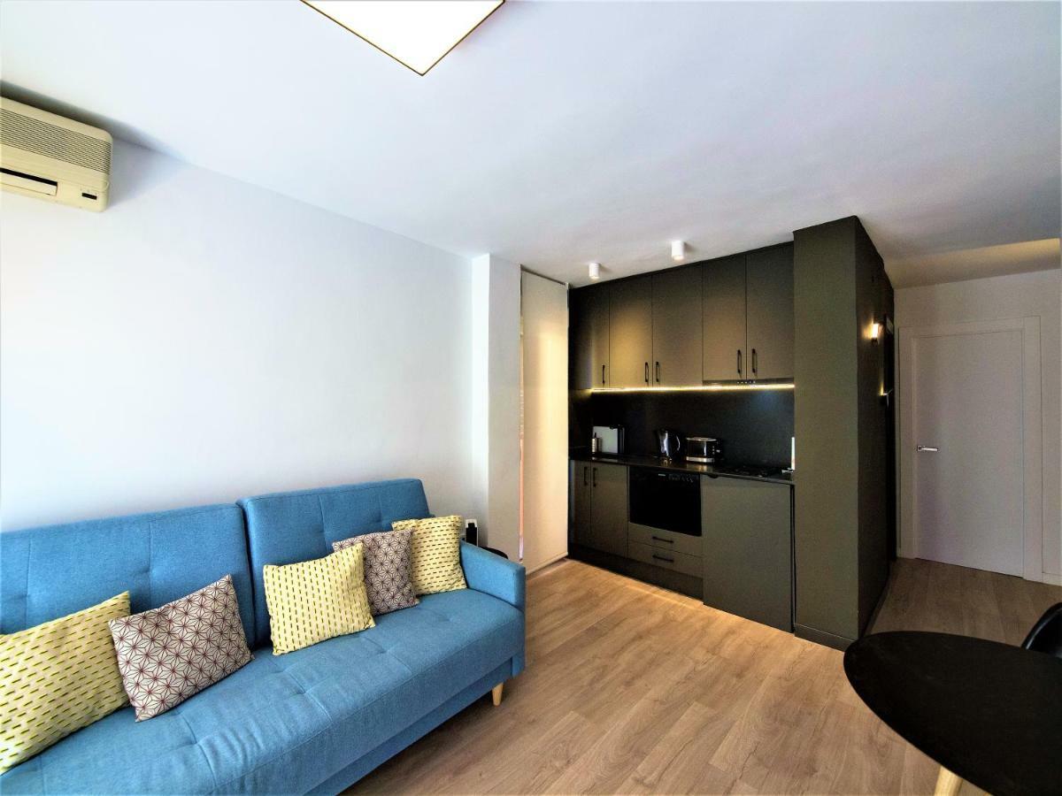 Rambla Suite Estudio Alicante Bagian luar foto