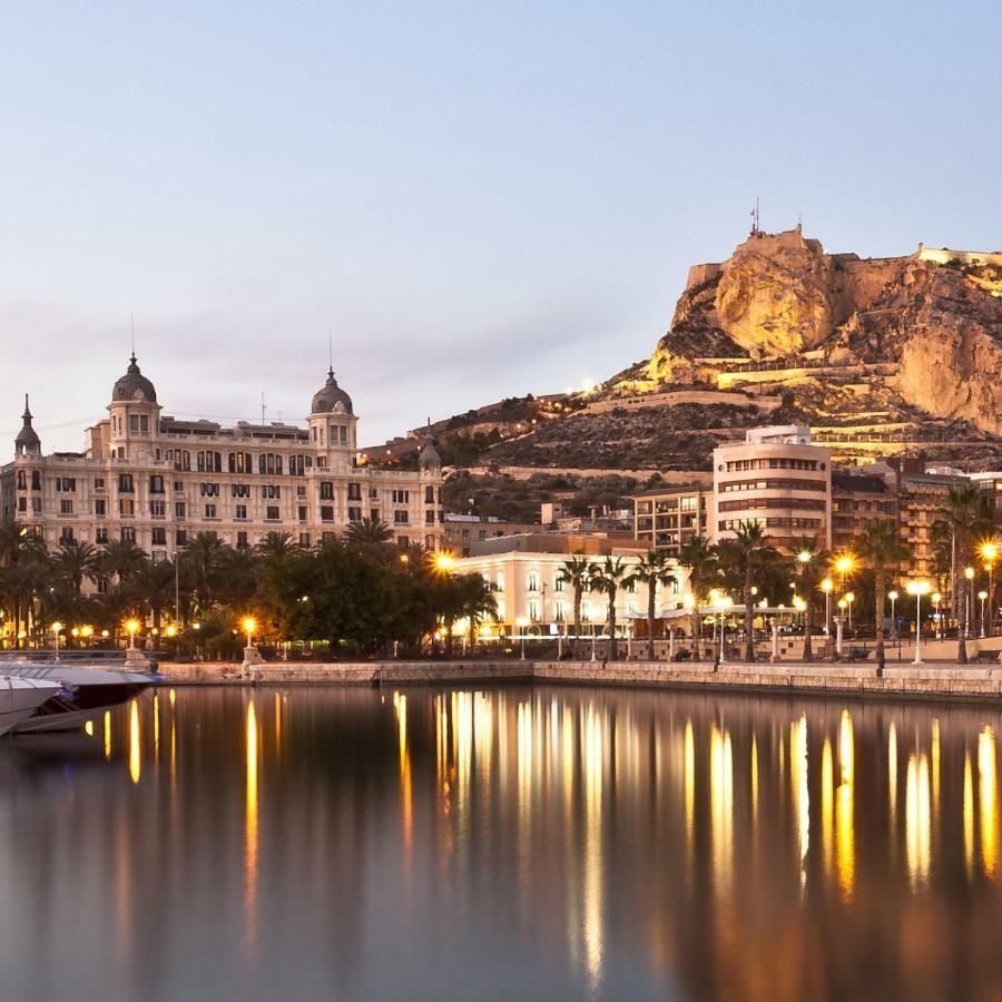 Rambla Suite Estudio Alicante Bagian luar foto